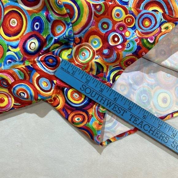 Funky shorts - Picture 5 of 5